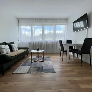 adriana-apartment-free-parking.stuttgart-hotel.com/