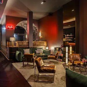 3* فندق ميته